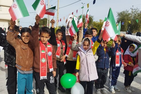 راهپیمایی ۲۲ بهمن همزمان با سراسر کشور