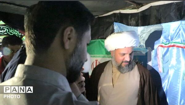 برپایی ایستگاه سواد رسانه در فهرج همزمان با اجتماع شبانه مردمی