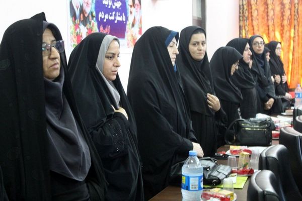 نشست مدیران و معاونان مدارس در گلوگاه