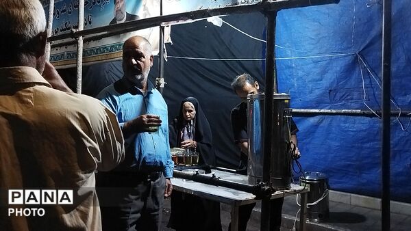 موکب شهدای روستای آهوان در صد و چهارمین شب از اجتماعات مردمی 
