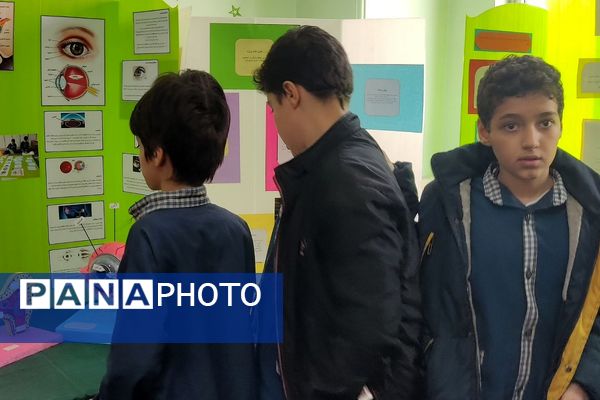 دستاوردهای خلاقانه دانش‌آموزی در دبستان پسرانه پانزده خرداد شهرری