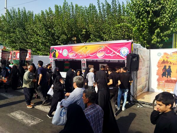 عشق به امام حسین (ع) زمان و مکان نمی‌شناسد