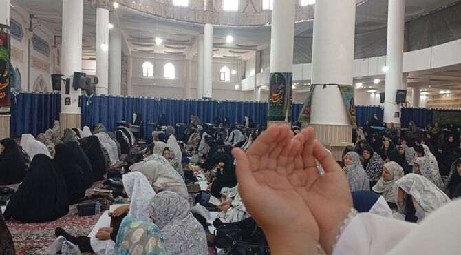 نماز جمعه تجلی‌گاه وحدت و بصیرت 