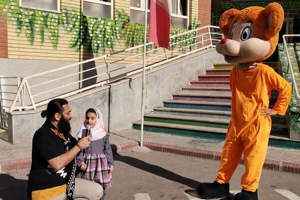 جشن روز دختر و روز جهانی کودک در دبستان زنده یاد قمصری