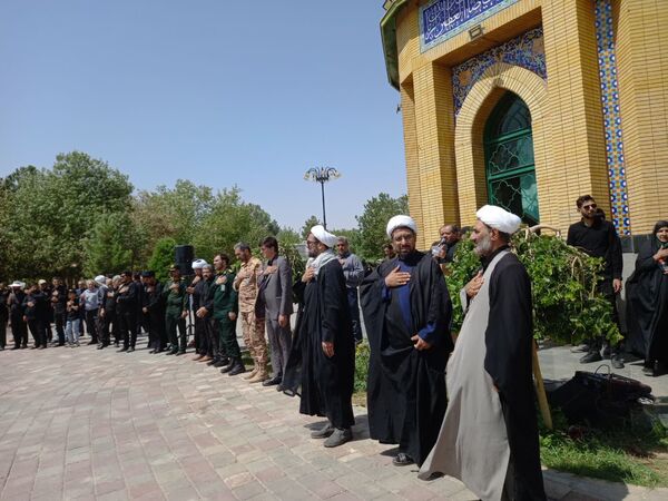 حضور دانش‌آموزان و فرهنگیان تربت‌جامی در عزاداری اربعین حسینی