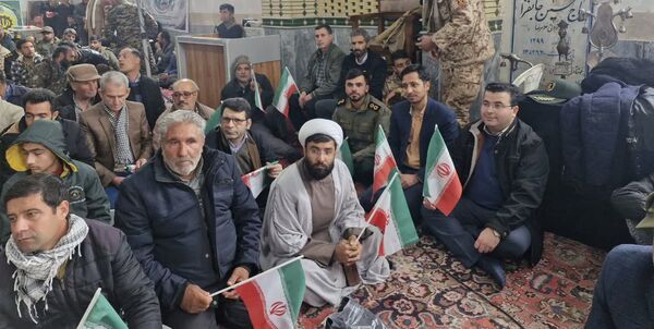 جشن انقلاب ایران در شهرستان زاوه