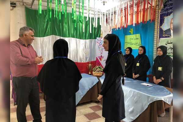 انتخابات و عضو‌گیری انجمن‌های ورزشی در دبیرستان حاج محمود رضوی 