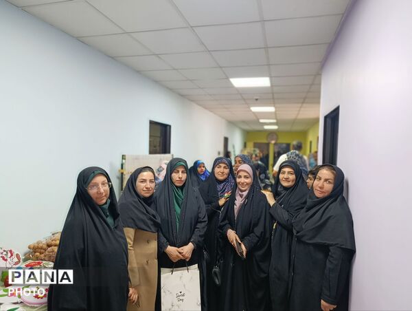 نمایشگاه صنایع دستی در فرهنگسرای شهروند 