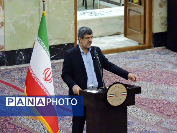 گرامیداشت شهدای هفته دولت در مسجد حظیره یزد