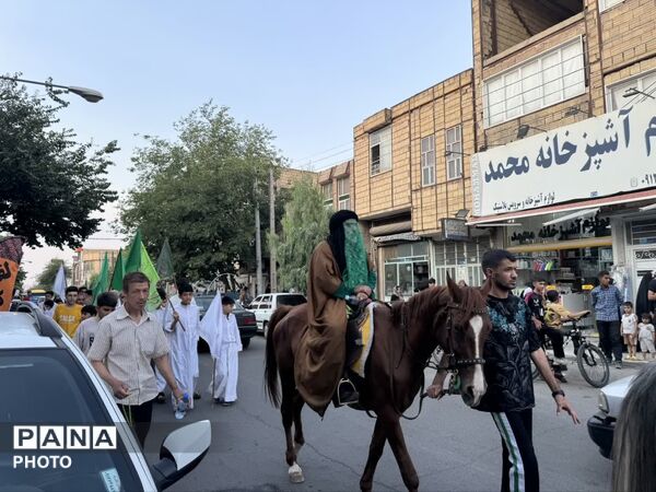 نمایش بازسازی واقعه غدیر در محله شیخ آباد قم