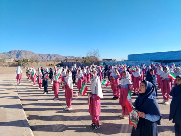 آیین بزرگداشت سردار شهید حاج قاسم سلیمانی در مدرسه ی بی بی صائب نقدی همت آباد