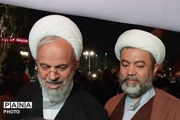این‌بار تصاویر صدای ایران ایران را فریاد می‌زنند