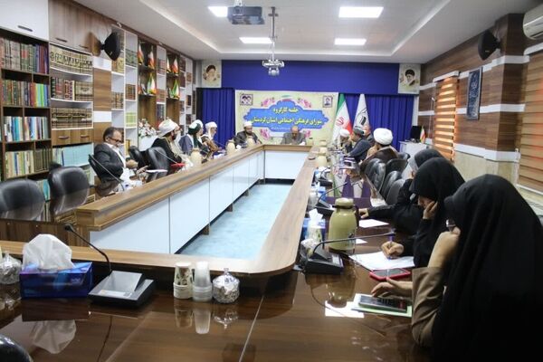 روایت پیوند روحانیت و نخبگان برای اعتلای فرهنگ کردستان