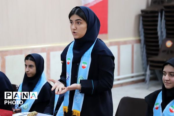 مطالبات بی‌واسطه شورای دانش‌آموزی مدرسه شهید مسافری تبریز با مسوولان وزارت آموزش و پرورش 