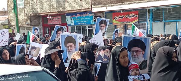 زنان و مردان بن در آیین گل‌زنی؛ هم‌نوا با کاروان کربلا