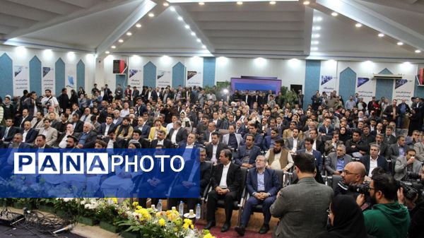 آیین افتتاحیه اولین نمایشگاه تخصصی صادرات و سرمایه‌گذاری مناطق آزاد کشور در مشهد