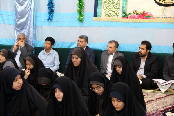 برگزاری بزرگترین محفل انس با قرآن دانش آموزی در ناحیه یک شهرری