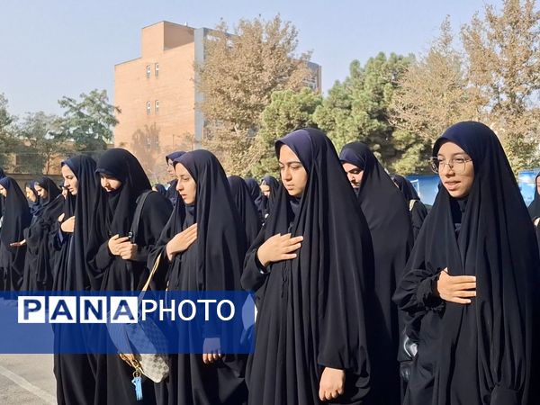 کلاس‌های پیش نیاز سال تحصیلی در مدرسه شاهد تقوا پیشگان 