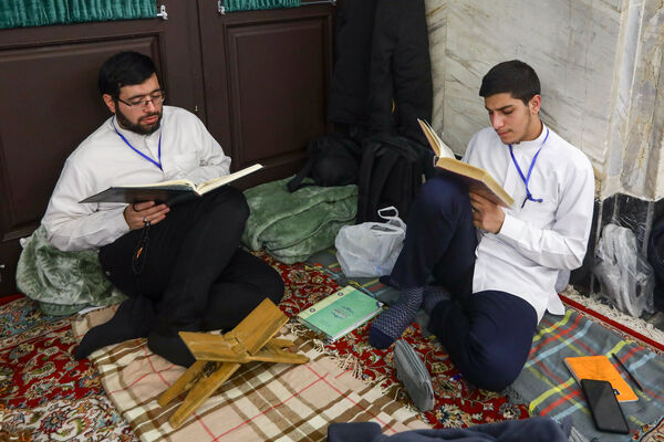 آیین معنوی اعتکاف در حرم مطهر رضوی- ۳