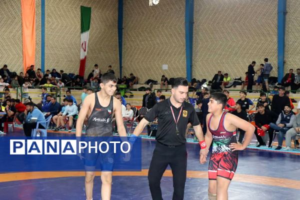 قهرمانی نونهالان و نوجوانان رباط‌کریم در رقابت‌های کشتی