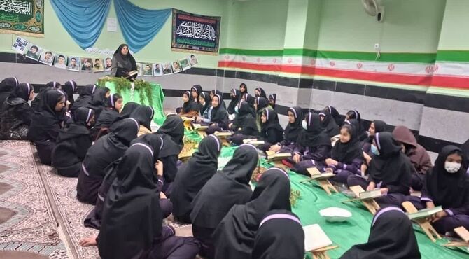 طنین آیات وحی در مدرسه حضرت خدیجه کبری(س) جم