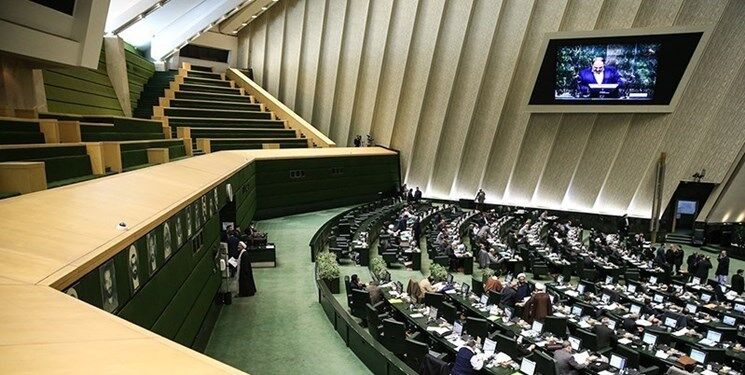 آماده‌سازی زیرساخت‌های «درگاه ملی مجوزها» برای اجرای قانون تأمین مالی ضروری است