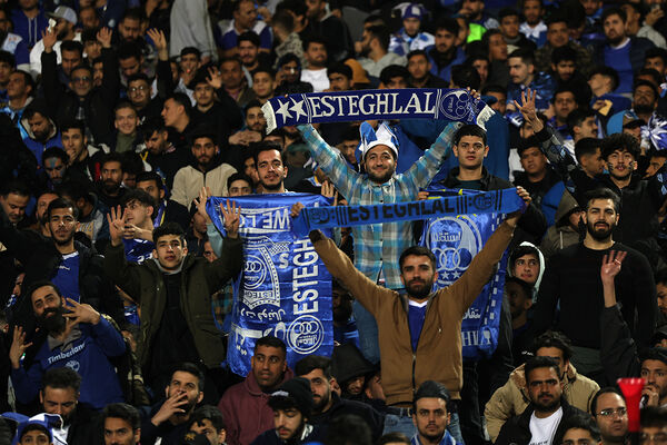 دیدار تیم‌های استقلال و پرسپولیس