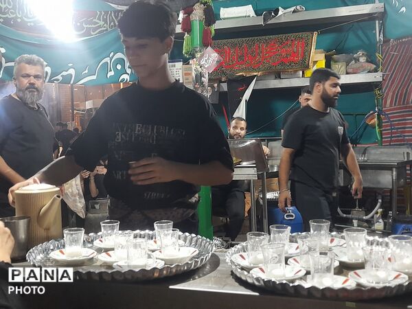 تجلی ایثار در مسیر اربعین