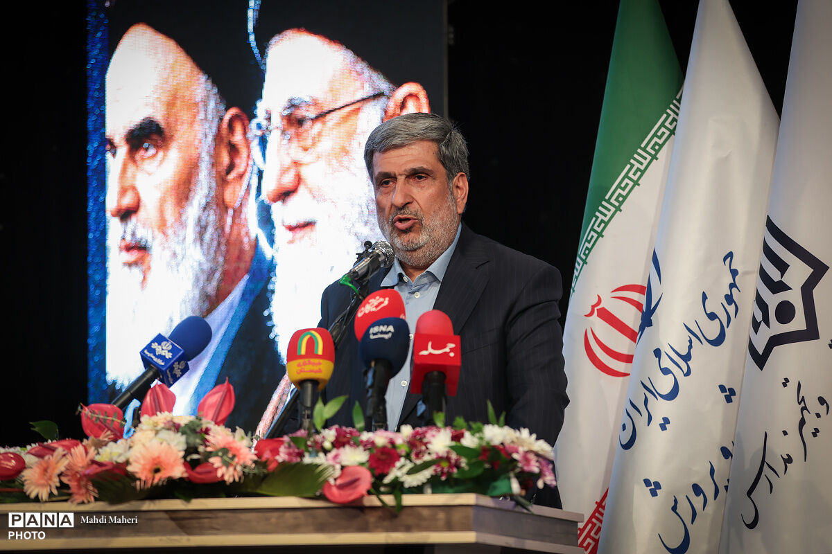 خیرین حتی در شرایط جنگی هم دست از مدرسه‌سازی نکشیدند/ مدرسه از مهم‌ترین بسترهای پرورش استعدادها و تربیت نسل آینده است