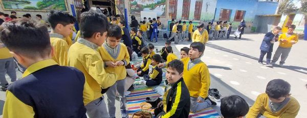 بازارچه کسب و کار دانش‌آموزی دبستان علی اکبر دهخدا  