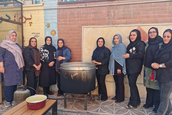 مراسم بزرگداشت خیر مدرسه ساز در دبستان بانو ابوالوفا ناحیه دو شهرری 