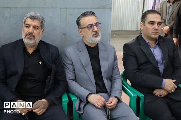 گرامیداشت اربعین رهبر شهید انقلاب و شهدای جنگ رمضان در نماز جمعه باقرشهر و کهریزک 