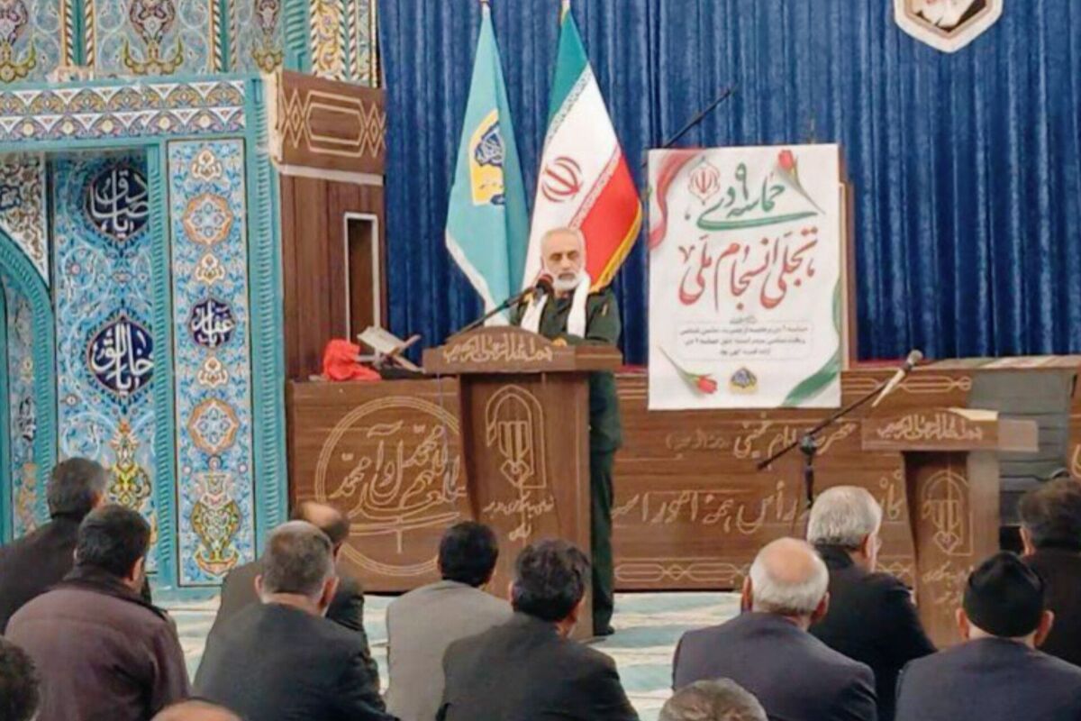 نهم دی نماد بصیرت و میثاق امت با ولایت است
