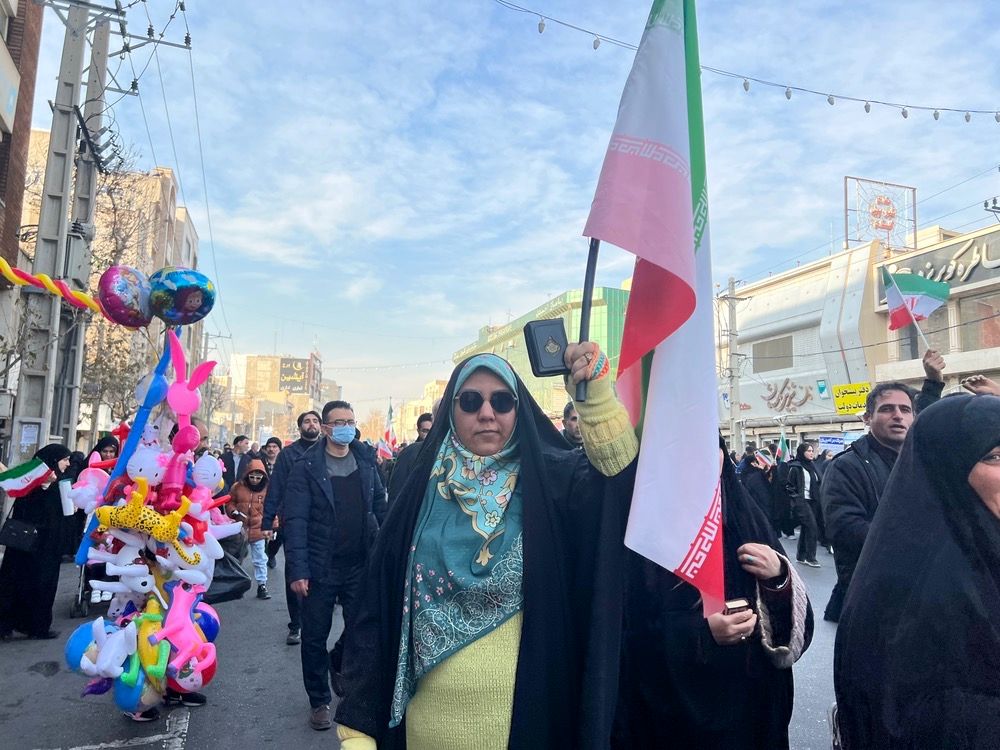 راهپیمایی محکومیت اغتشاشات و هتک حرمت به قرآن کریم و مساجد و تشییع شهدای امنیت در کرج