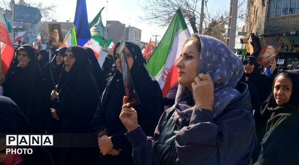 تربت جامی ها در بیعت با رهبر جدید انقلاب سنگ‌تمام گذاشتند