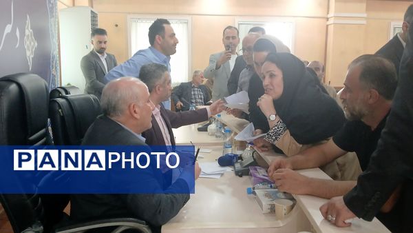 ملاقات مردمی استاندار مازندران با شهروندان محمودآباد