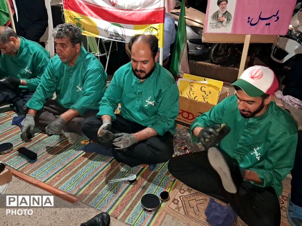 خروش ملت ایران در شب نود و پنجم حماسه میدان داری-٢