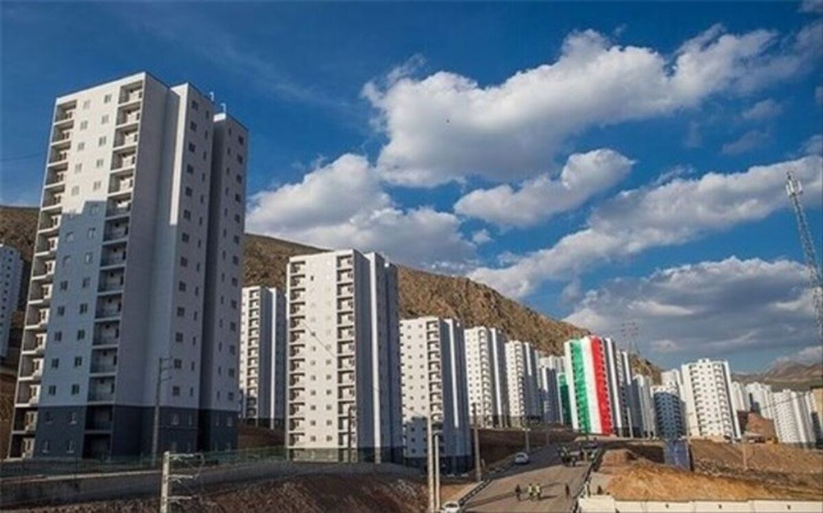 ۱۰۰ هزار فرهنگی خانه‌دار می‌شوند 