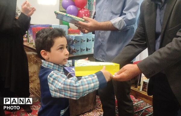  جشن الفبای دانش‌آموزانِ دبستان موعود