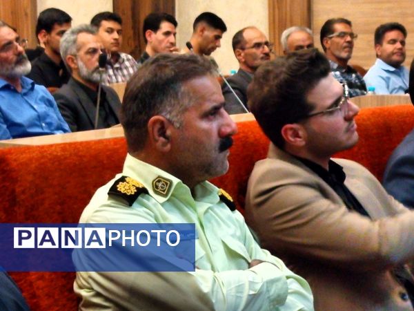 جلسه شورای اداری کاشمر