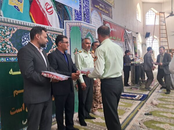 گرامیداشت سالروز اقامه اولین نمازجمعه کشور در آشخانه 