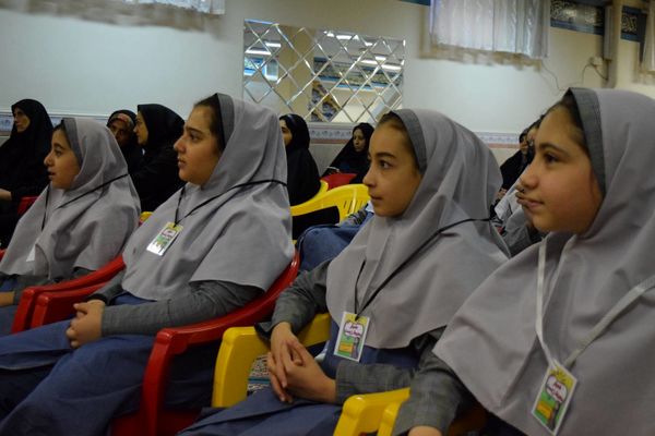 ارتقای سلامت دانش‌آموزان با برگزاری کارگاه آموزشی در مدرسه دخترانه حضرت معصومه(س)
