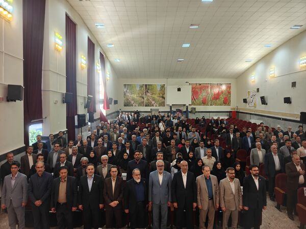 آیین گرامیداشت هفته معلم درکرمانشاه