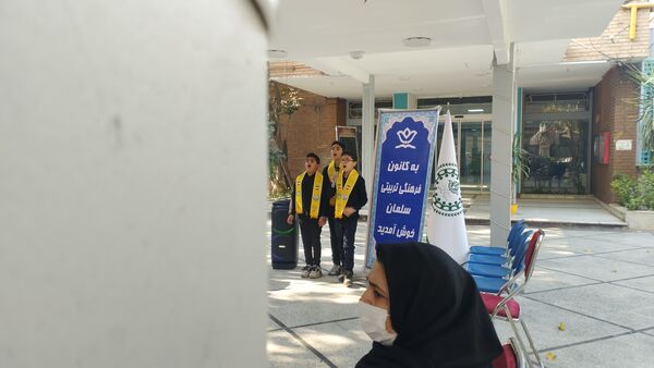 برپایی موکب دانش‌آموزان پیشتاز در منطقه ۱۰ در سالروز شهادت حضرت زهرا (س)