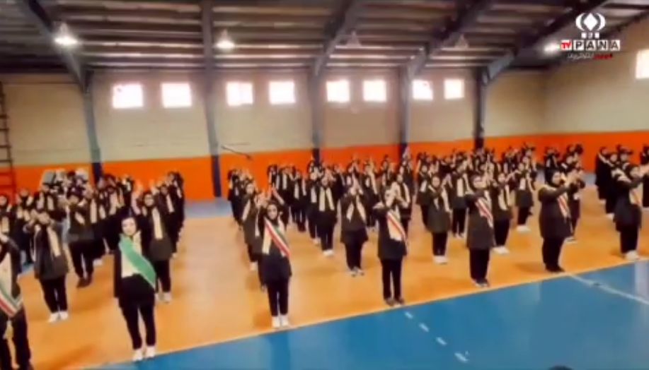 جشن ماها در مدرسه علامه طباطبابی منطقه کشاورز 