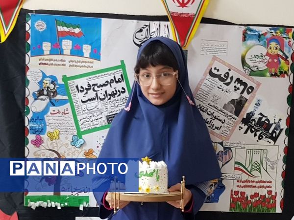 جشن «بهترین کیک تولد امام زمان(عج)» در دبستان امام موسی کاظم(ع)