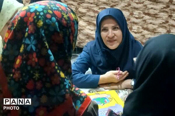 پژوهش‌سرای رازی شهرری در تجمعات شبانه میدان شهید بروجردی