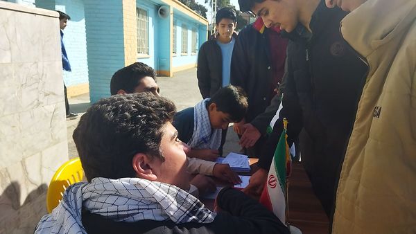 انتخابات شورای دانش آموزی در دبیرستان شاهد ابوذر غفاری نیشابور 