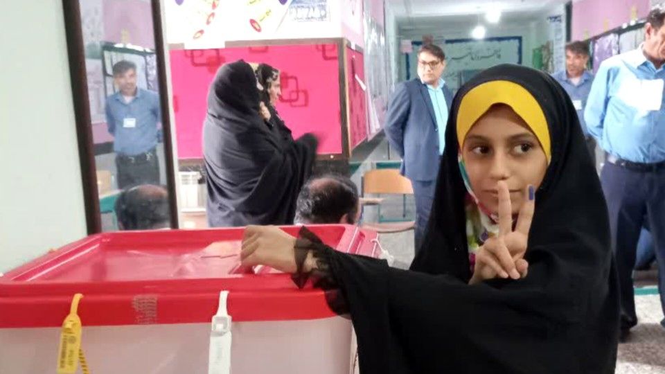 حضور حماسی مردم شهرستان مارگون در انتخابات ریاست‌جمهوری