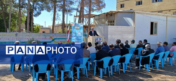 آیین کلنگ‌زنی دبستان ۹ کلاسه شهید هلالی خلیل آباد